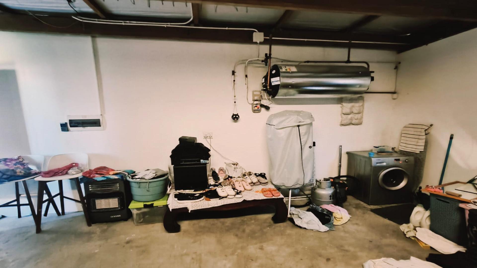 Garage of property in Wellington