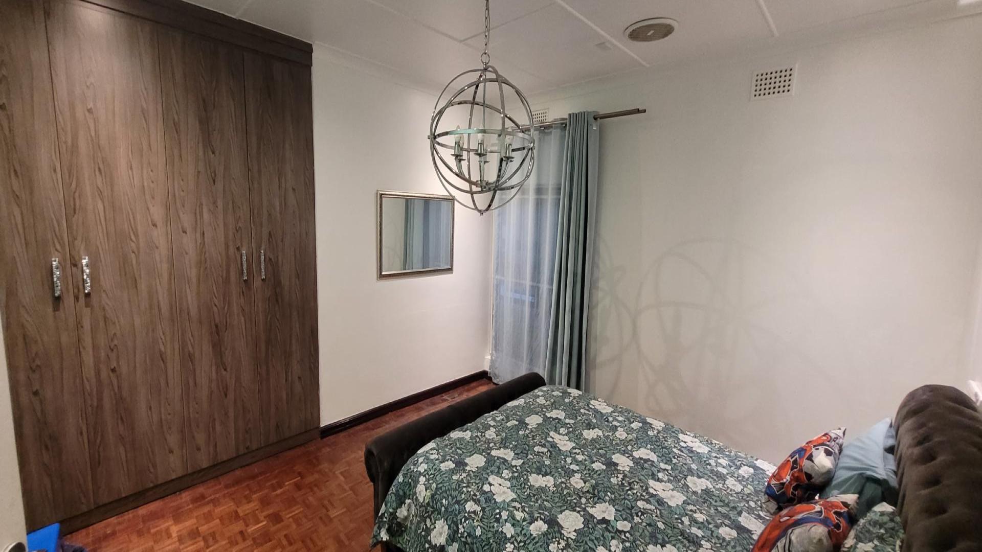 Bed Room 1 - 28 square meters of property in Rynfield