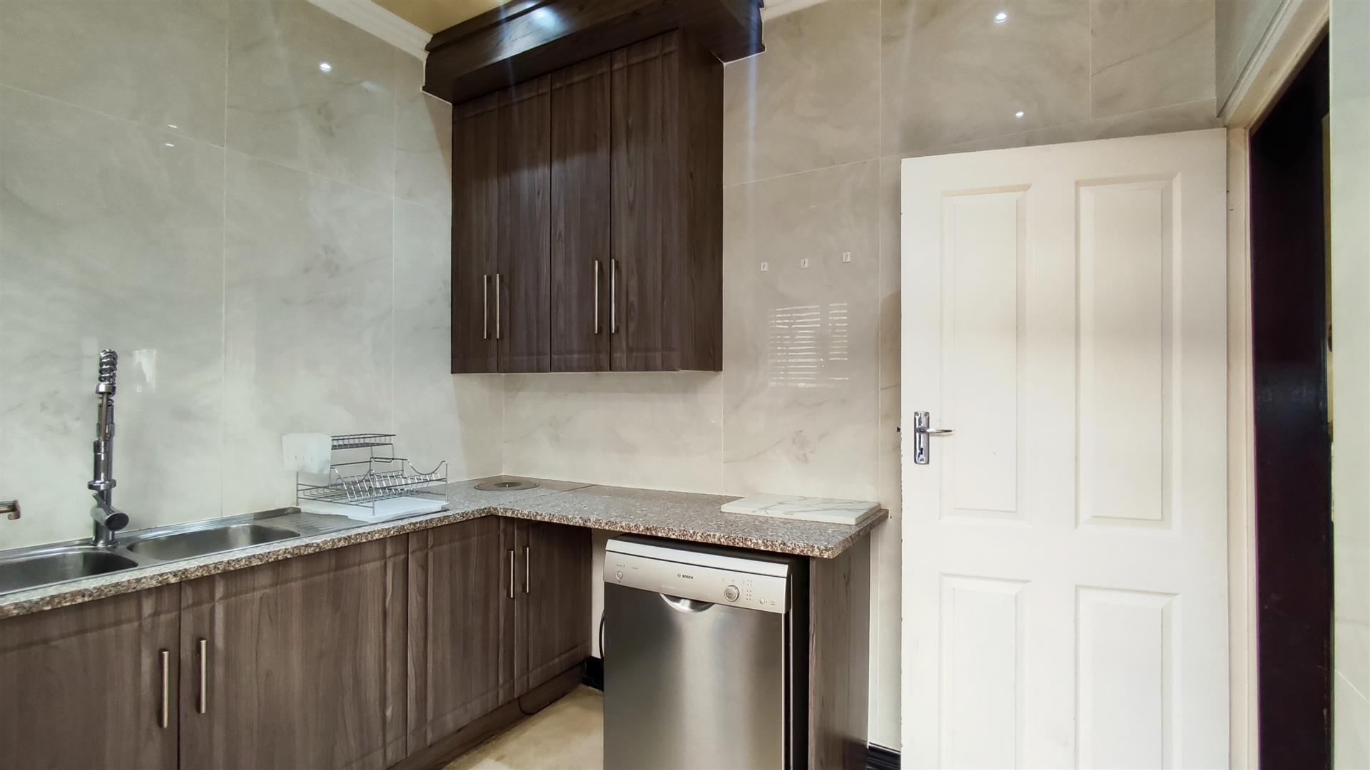 Scullery - 8 square meters of property in Rynfield