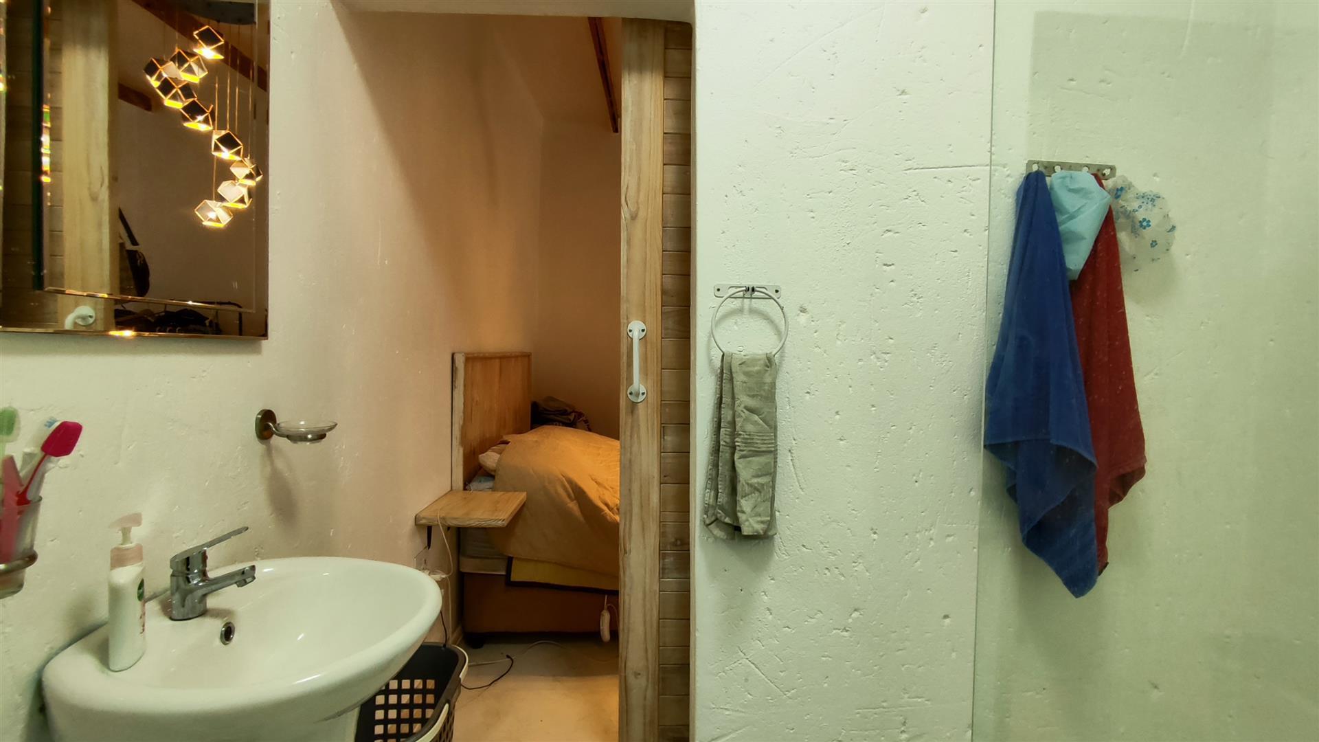 Bathroom 1 - 13 square meters of property in Rynfield