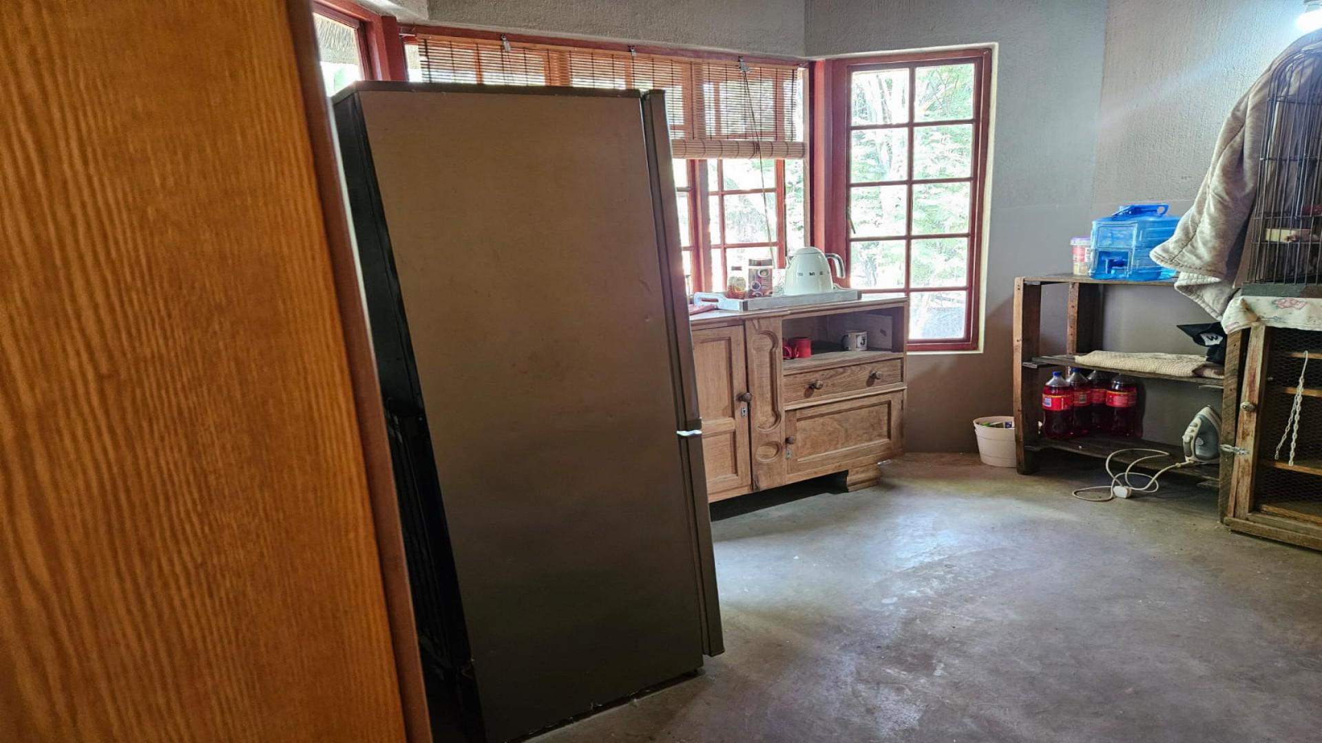 Bed Room 4 of property in Geelhoutpark