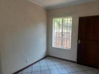  of property in Rooihuiskraal North