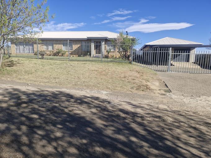 4 Bedroom House for Sale For Sale in Harrismith - MR694835