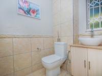  of property in Floracliffe