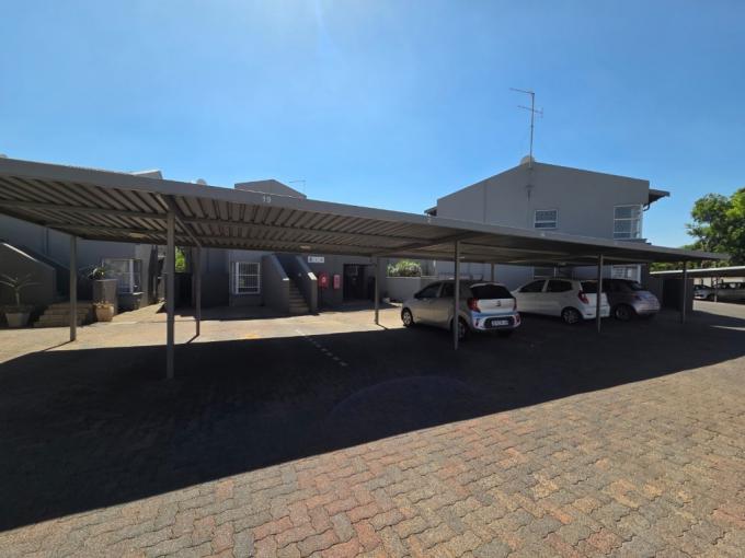 2 Bedroom Simplex for Sale For Sale in Raceview - MR694864