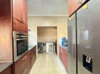  of property in Glenvista