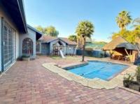  of property in Glenvista