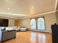  of property in Glenvista