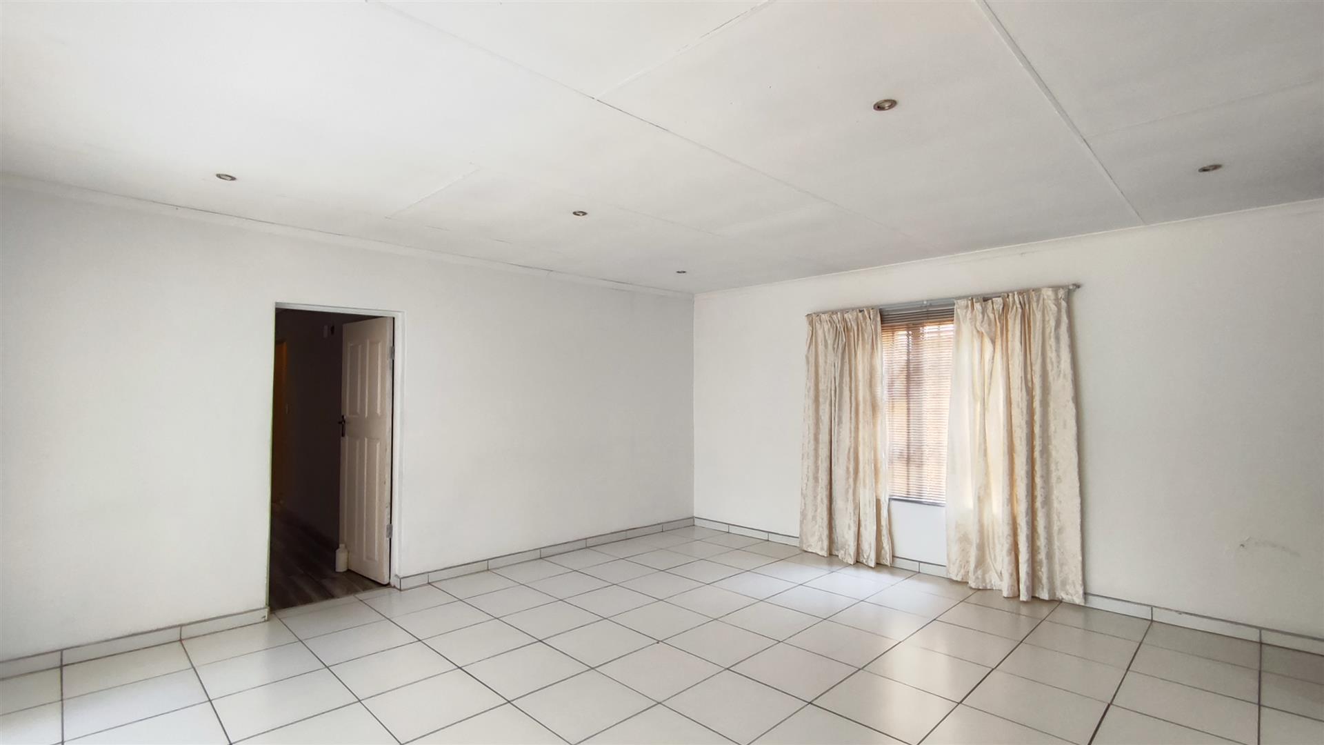 TV Room - 35 square meters of property in Meyerton