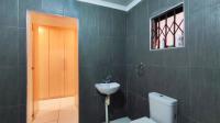 Main Bathroom - 10 square meters of property in Meyerton