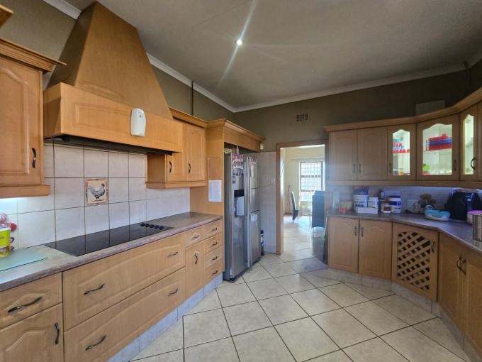 3 Bedroom House for Sale For Sale in Ermelo - MR694910