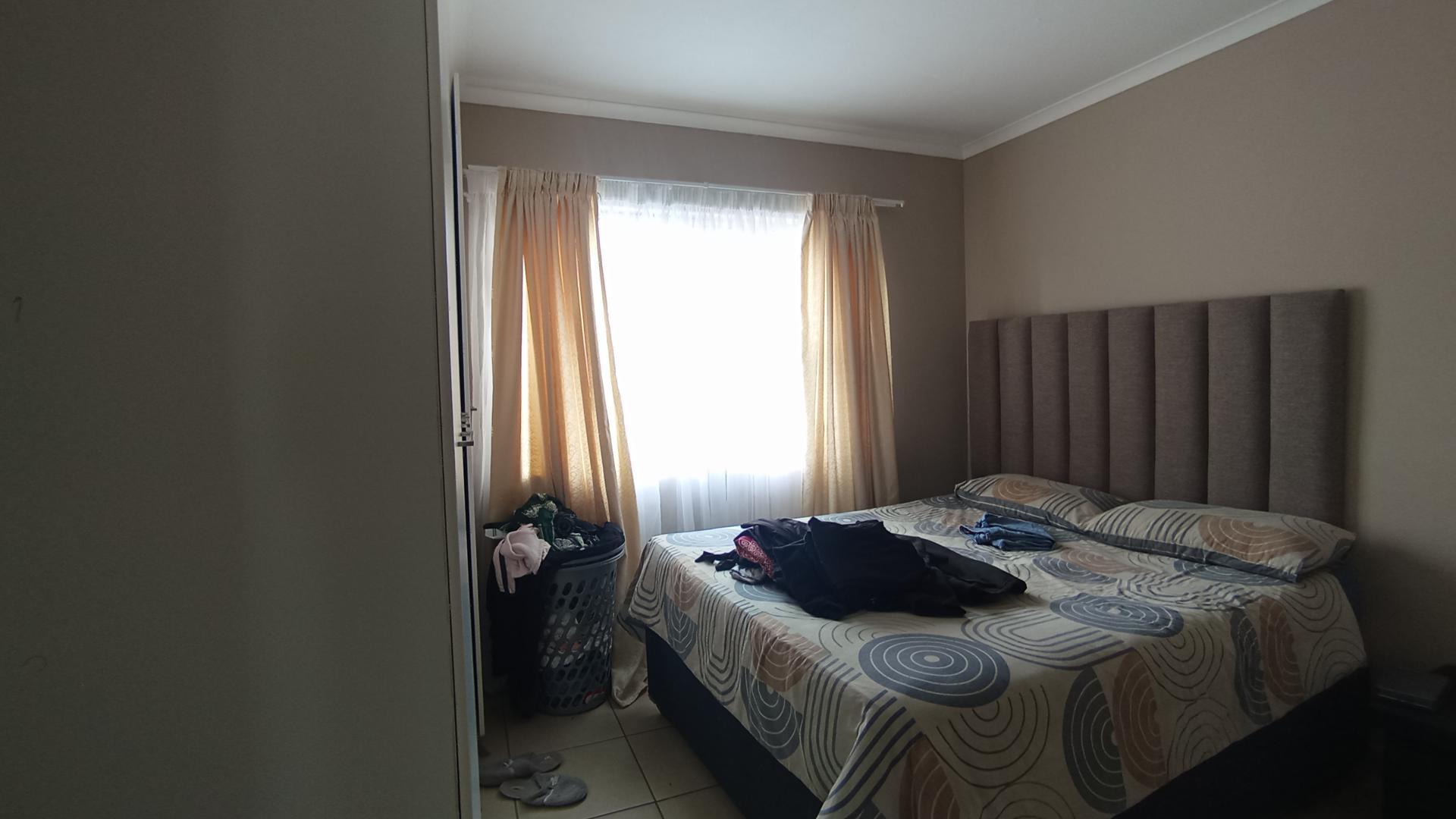 Bed Room 1 of property in Montana