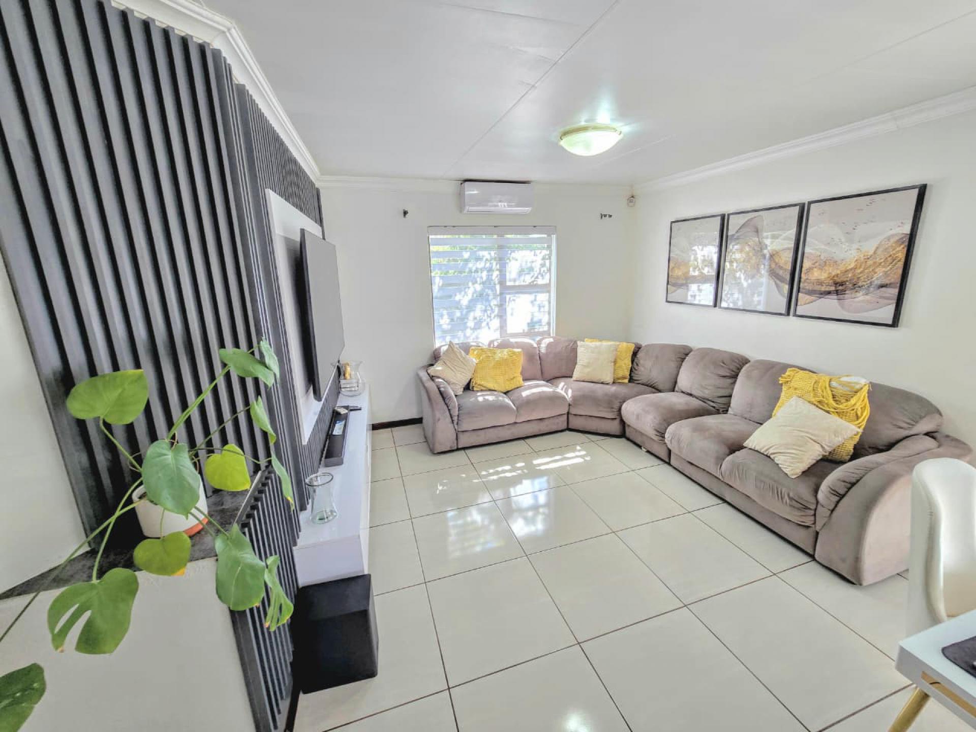  of property in Doornpoort