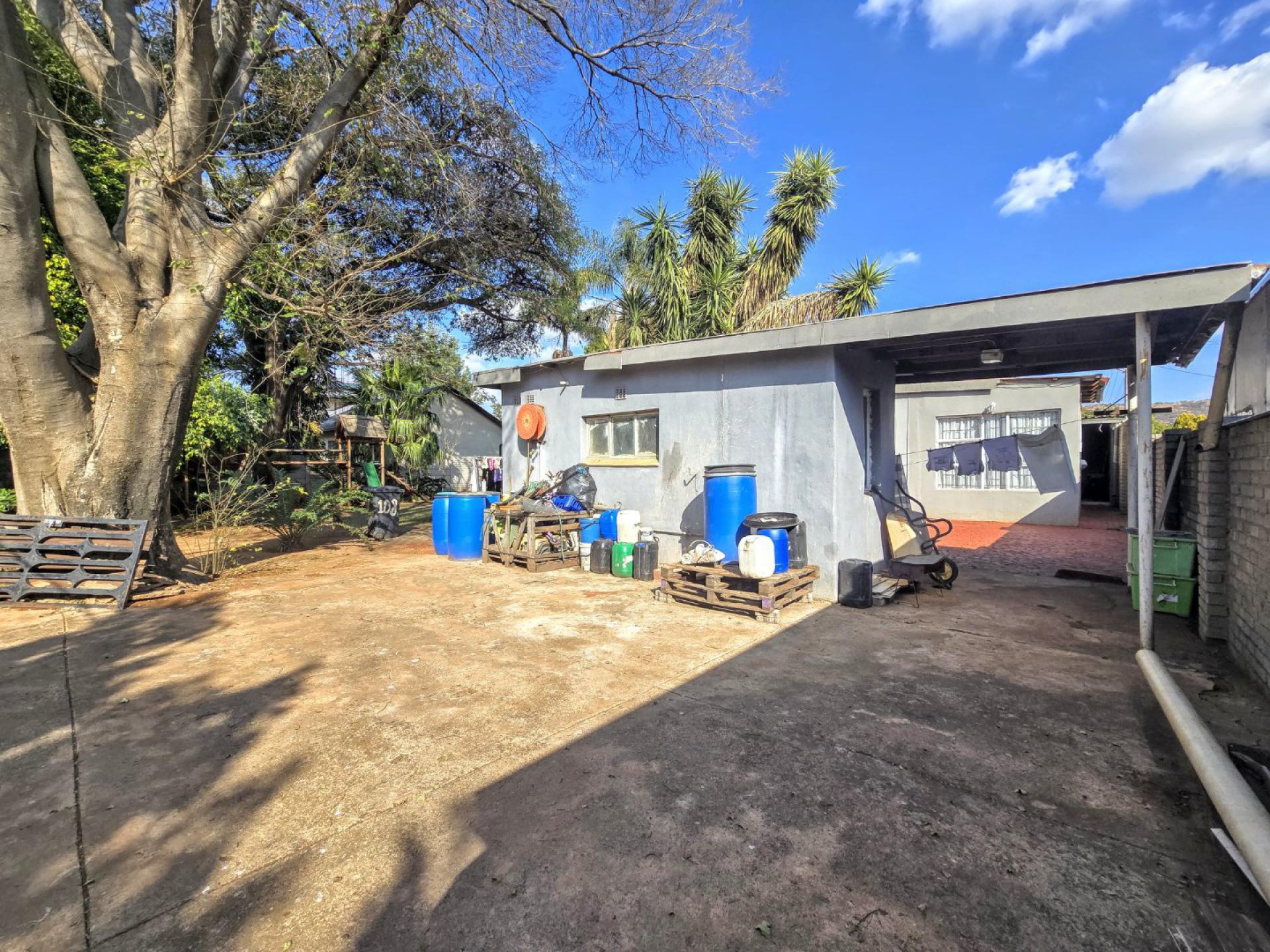  of property in Sinoville