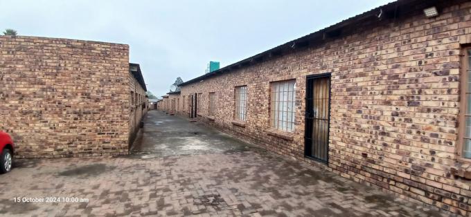 Commercial for Sale For Sale in Ermelo - MR694941