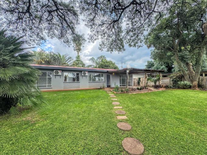 4 Bedroom House for Sale For Sale in Sinoville - MR694946