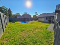  of property in Magalieskruin