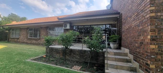 House for Sale For Sale in Ermelo - MR694973