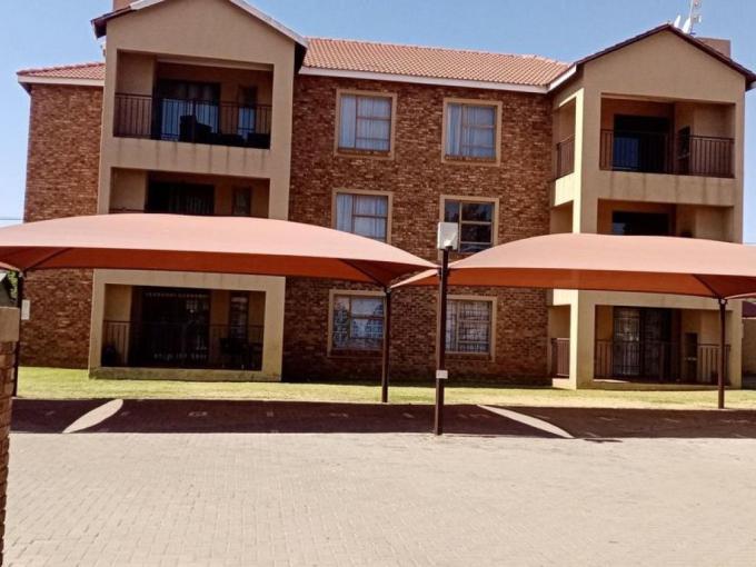 2 Bedroom Apartment for Sale For Sale in Rensburg - MR694989