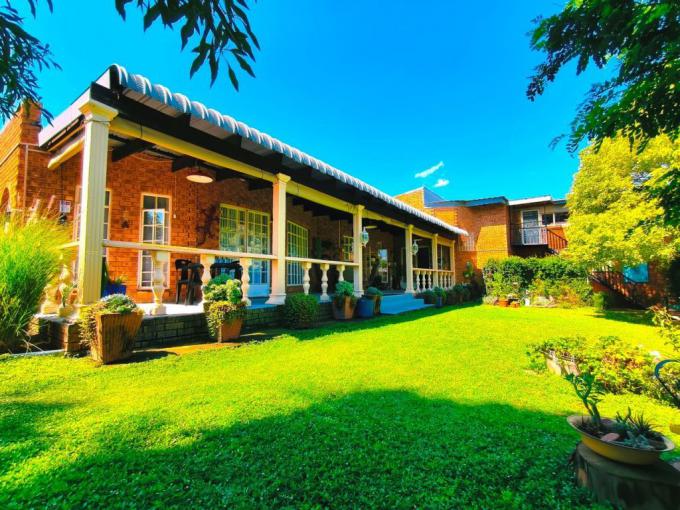 6 Bedroom House for Sale For Sale in The Reeds - MR695018