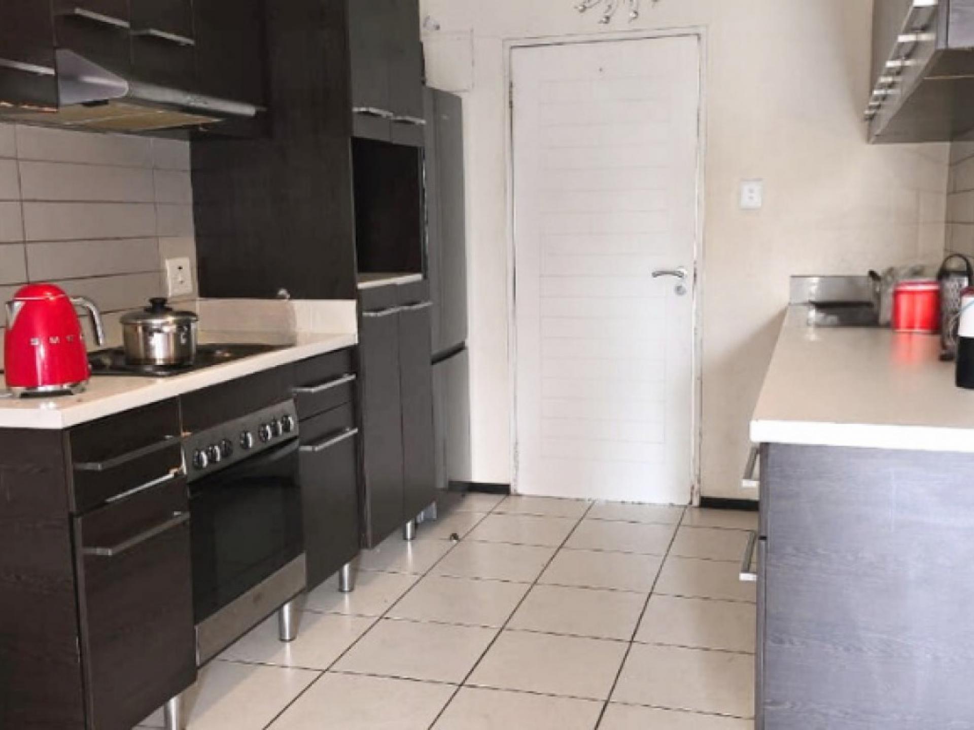  of property in Oakdene