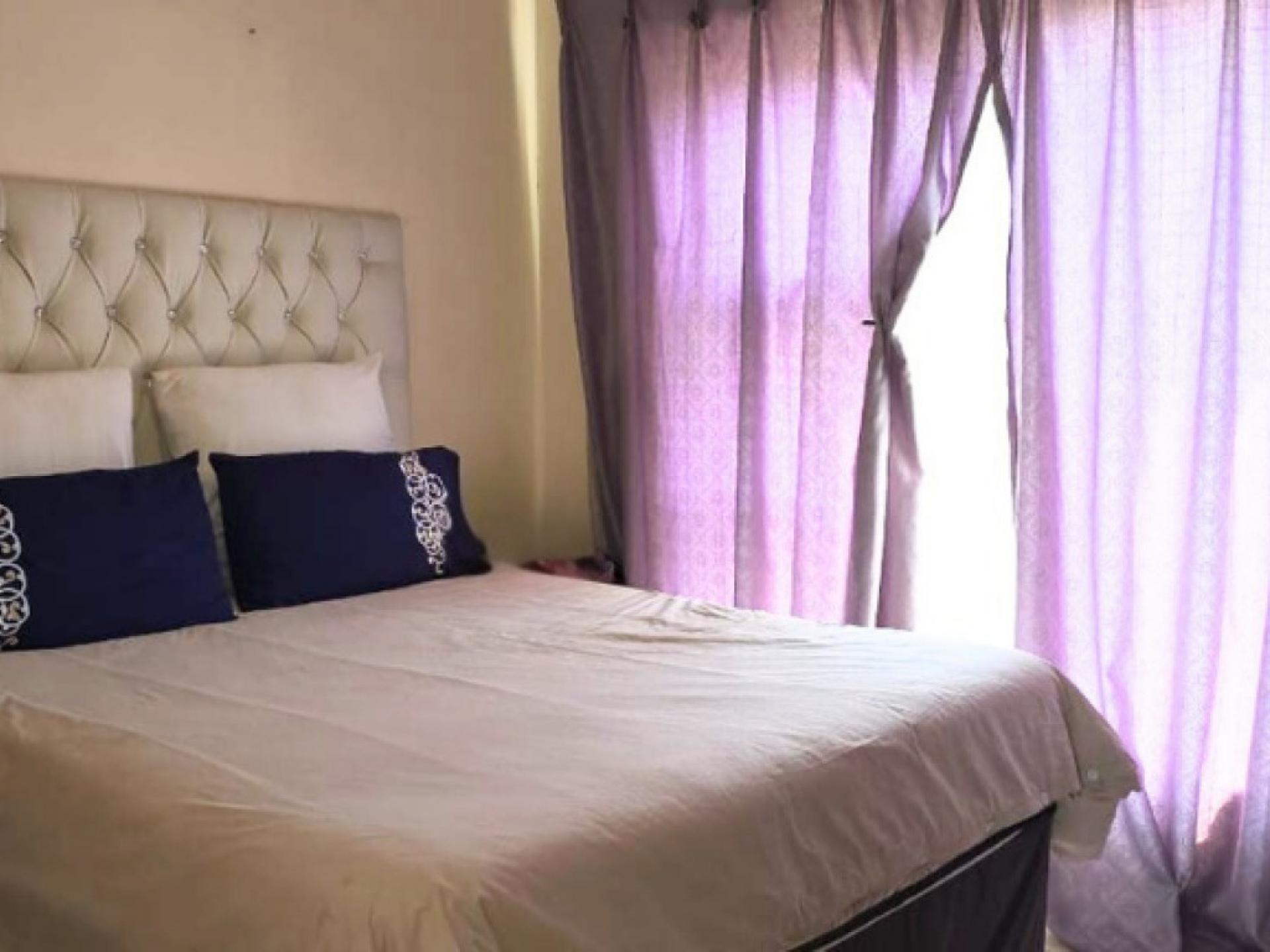  of property in Oakdene