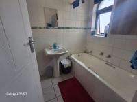  of property in Bloubergstrand