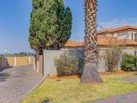  of property in Glenvista