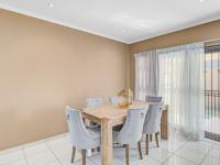  of property in Glenvista