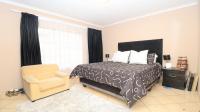 Bed Room 1 of property in Witpoortjie