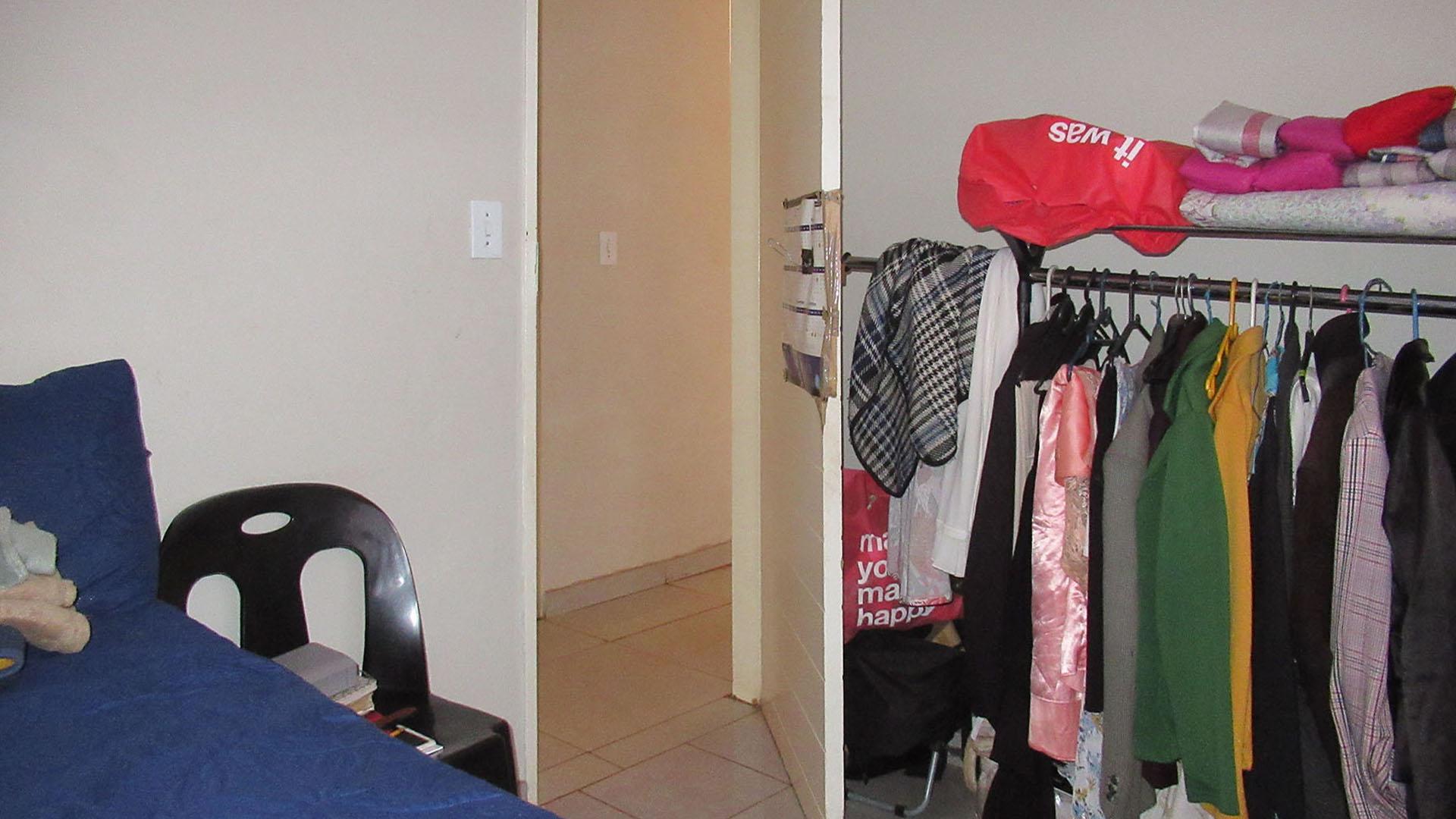 Bed Room 2 - 10 square meters of property in Lehae