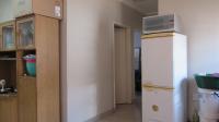 Kitchen - 13 square meters of property in Lehae