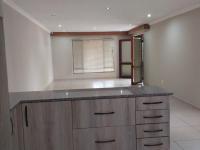  of property in Glenvista