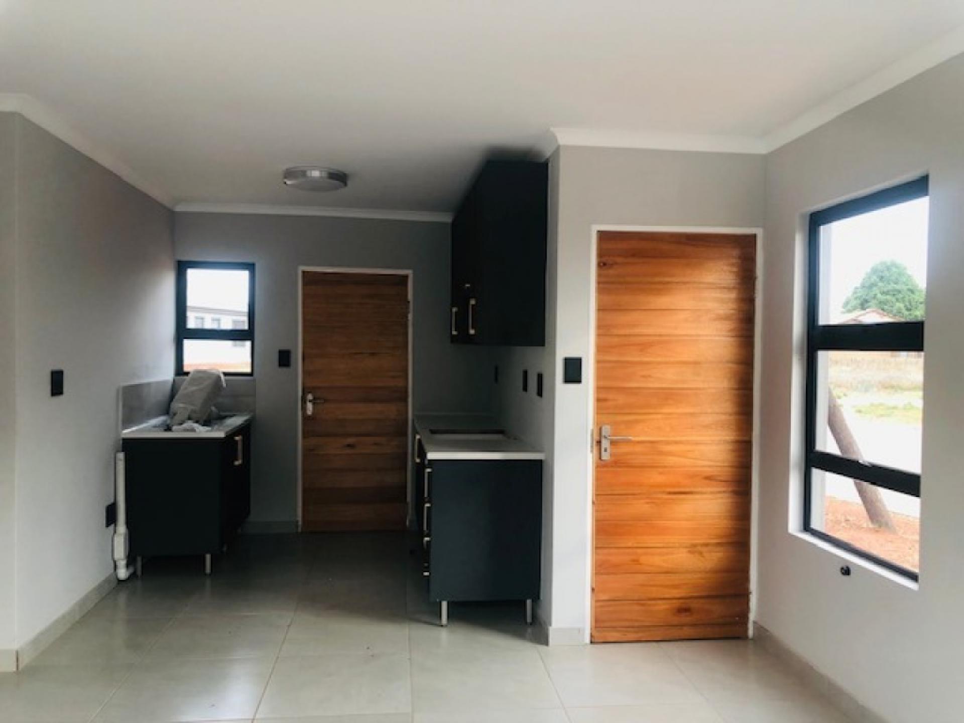  of property in Vosloorus