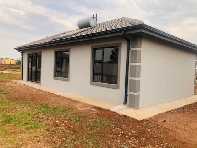 3 Bedroom House for Sale For Sale in Vosloorus - MR695106