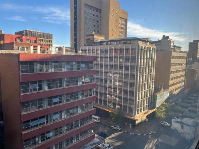 2 Bedroom Apartment for Sale For Sale in Braamfontein - MR695116