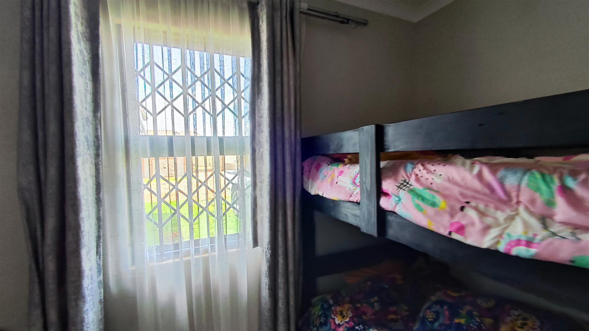 Bed Room 3 of property in Dawn Park