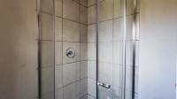 Main Bathroom - 4 square meters of property in Dawn Park