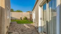 Spaces - 23 square meters of property in Douglasdale
