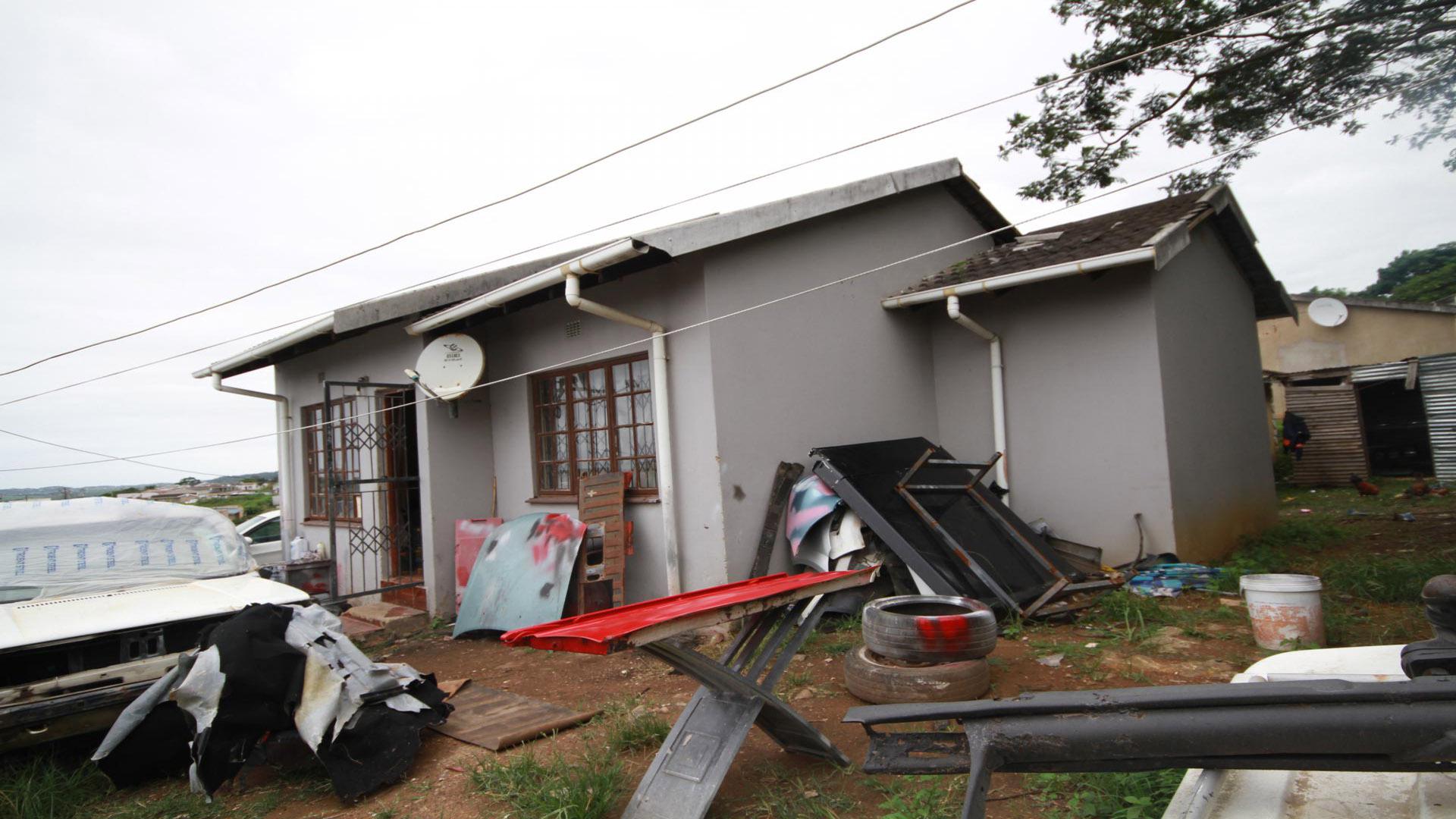 Front View of property in Lovu