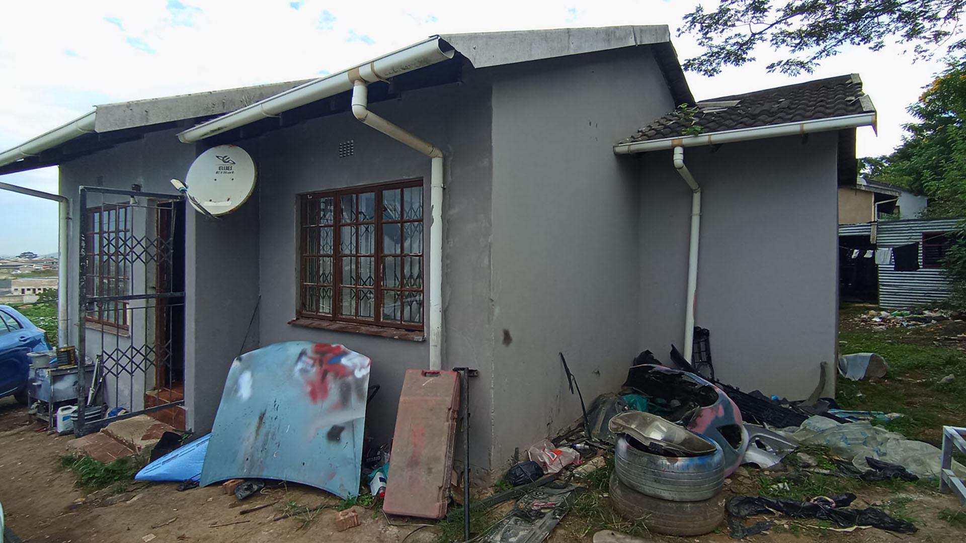 Front View of property in Lovu
