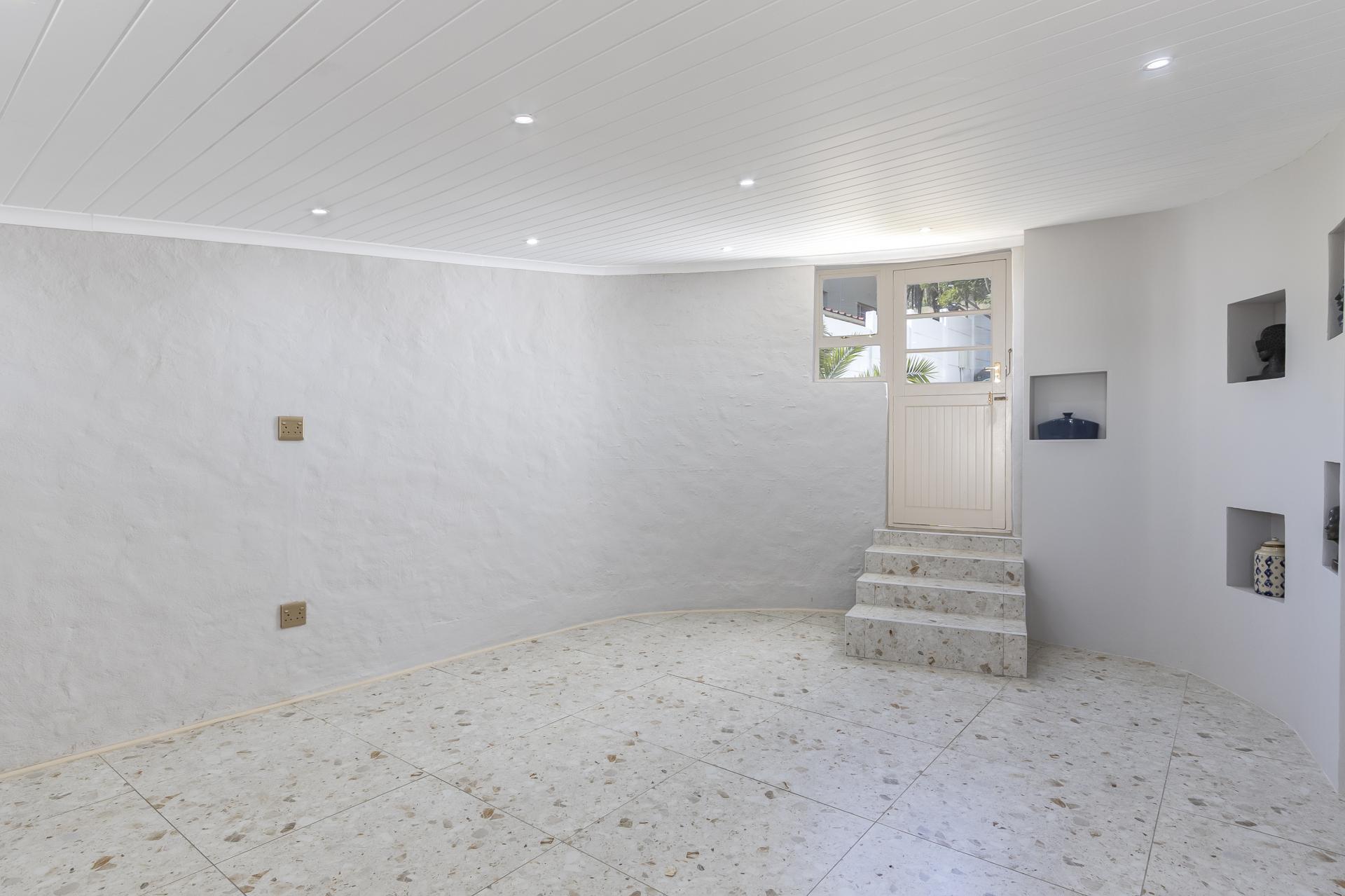  of property in Gordons Bay