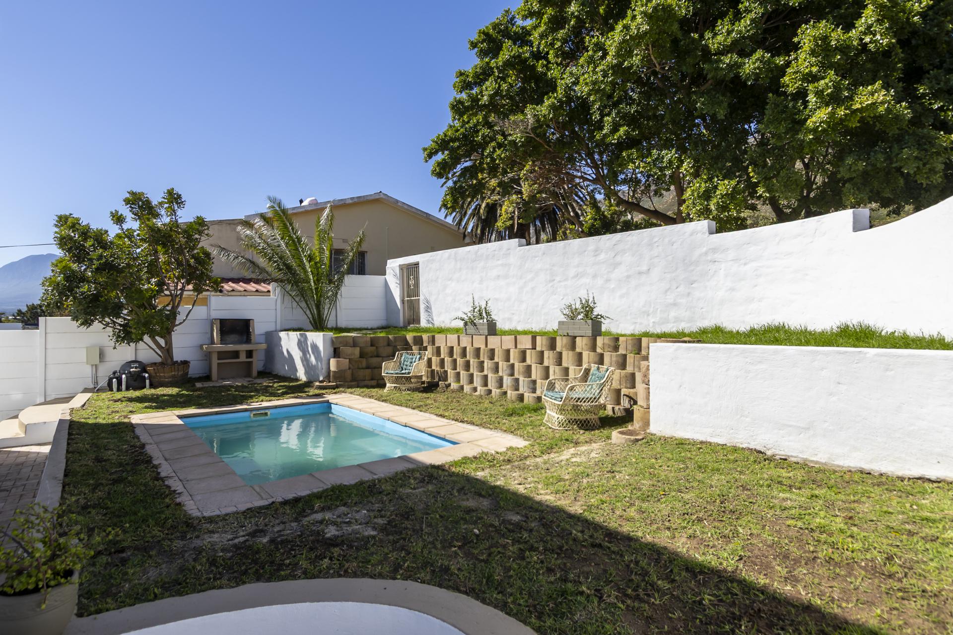  of property in Gordons Bay