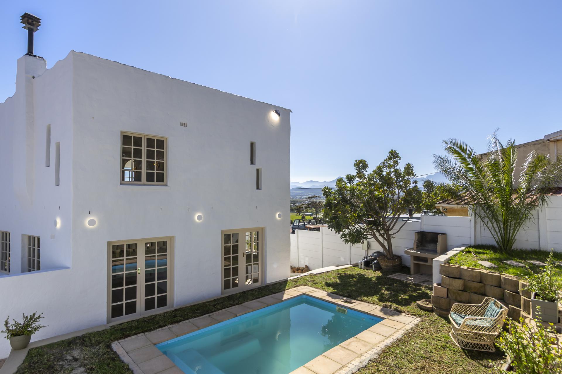 of property in Gordons Bay