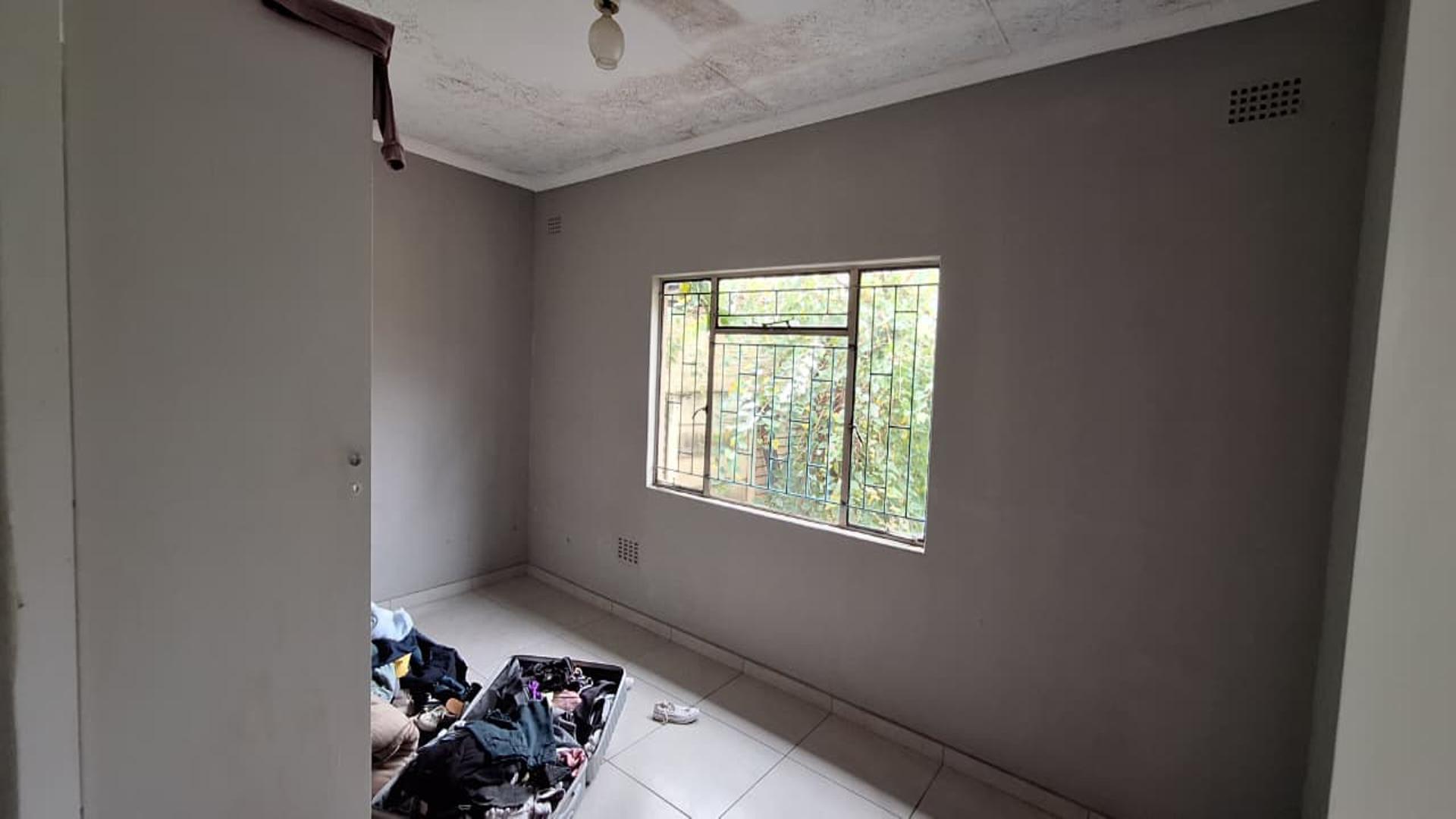 Bed Room 3 - 15 square meters of property in Vanderbijlpark