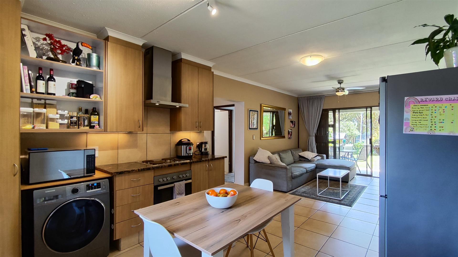 Kitchen - 17 square meters of property in Greenstone Hill