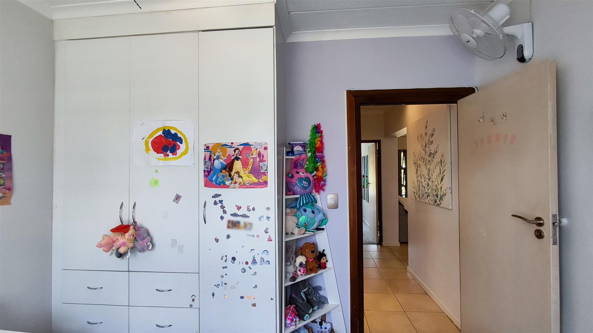 Bed Room 1 - 11 square meters of property in Greenstone Hill