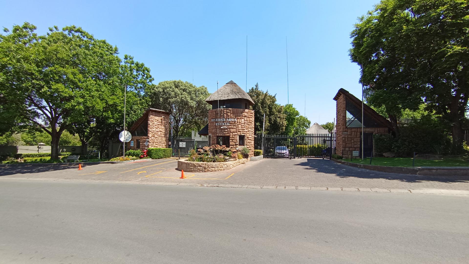 Front View of property in Jukskei Park