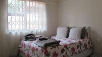 Bed Room 1 - 14 square meters of property in Florida