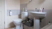 Bathroom 1 - 6 square meters of property in Florida